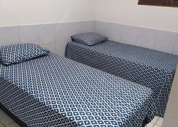 Casa Com Piscina No Coracao De Lucena